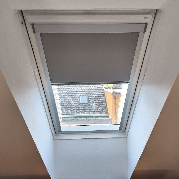 Rolety na střešní okna